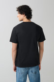 Camiseta negra de Iron Maiden con cuello redondo