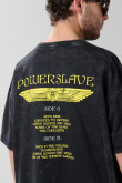 Camiseta oversize de Iron Maiden negra con manga corta