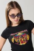 Camiseta negra acanalada manga corta de Iron Maiden