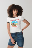 Camiseta crema de Iron Maiden con manga corta
