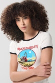Camiseta crema de Iron Maiden con manga corta
