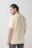 Camiseta kaki clara manga corta con diseño de sándwich