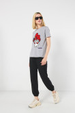 Camiseta cuello redondo unicolor con arte de My Melody