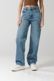 Jean 90´S azul con desgastes, bota recta y tiro alto