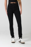 Jean push up tiro alto negro con realce y bolsillos