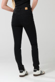 Jean push up tiro alto negro con realce y bolsillos