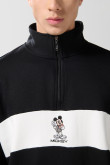 Buzo cuello alto negro con cremallera y arte de Mickey