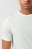 Camiseta en algodón unicolor con contrastes y manga corta
