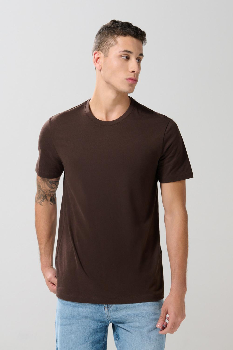 Camiseta cuello redondo unicolor en algodón con manga corta