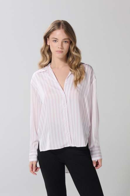 Blusa en satín a rayas unicolor con manga larga