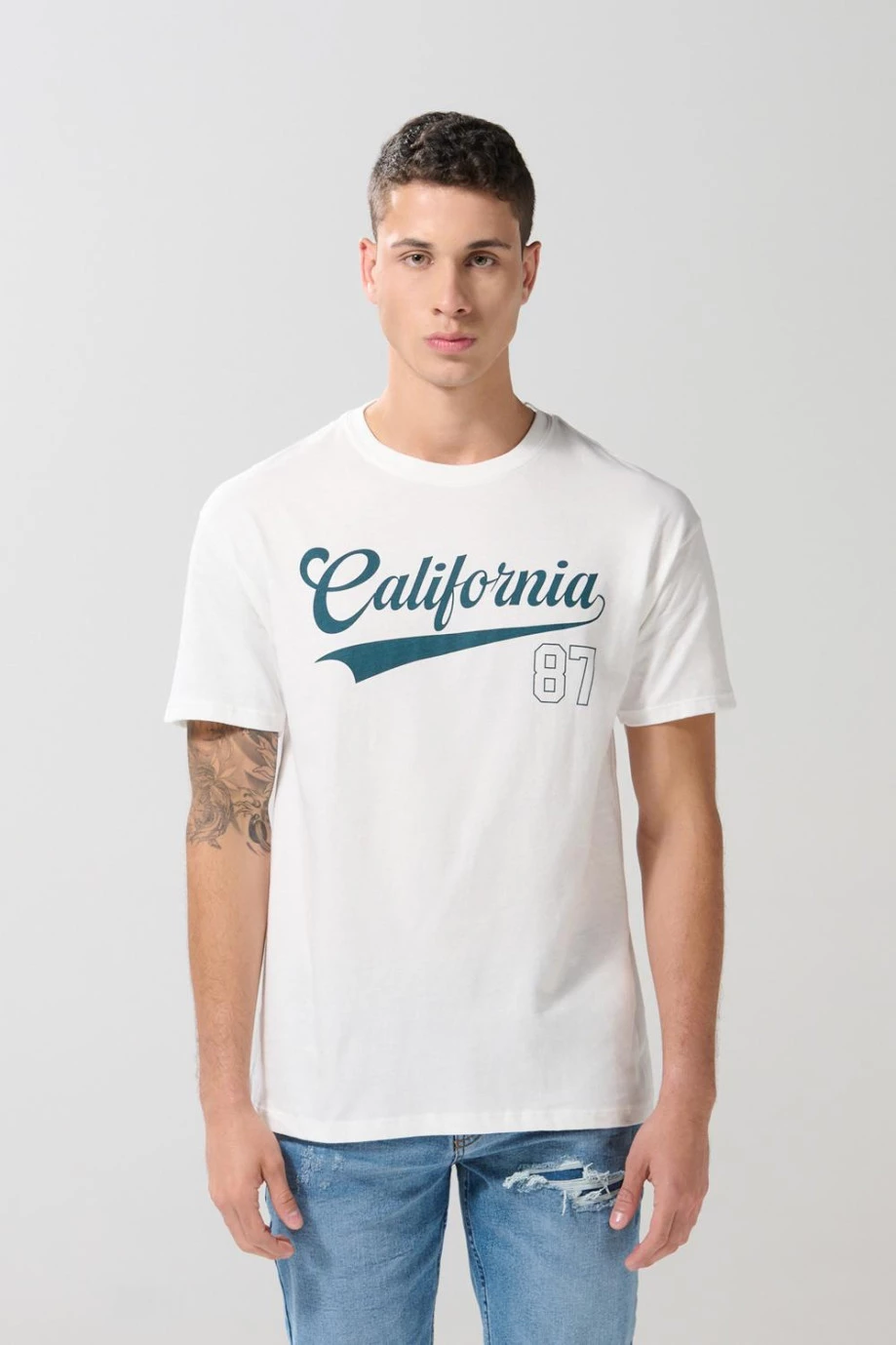 Camiseta manga corta crema en algodón college