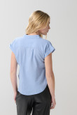 Blusa manga corta unicolor con hombro rodado y aberturas