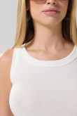 Camiseta manga sisa unicolor con texturas y cuello redondo