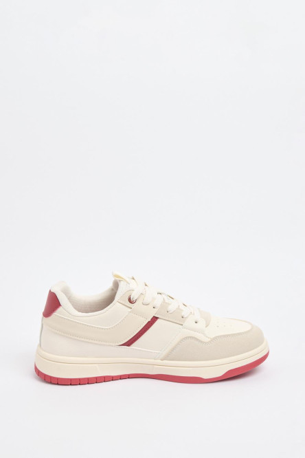 Tenis casuales unicolores con perforaciones y contrastes