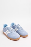 Tenis unicolores tipo casuales con contrastes y perforaciones