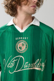 Camiseta verde oscura oversize college con cuello polo