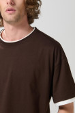 Camiseta unicolor manga corta con contrastes oversize