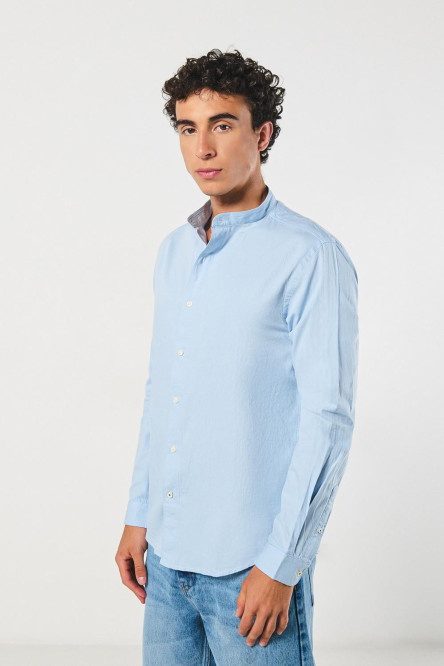 Camisa manga larga unicolor en algodón con cuello nerú