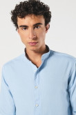 Camisa manga larga unicolor en algodón con cuello nerú