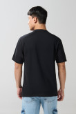 Camiseta negra con arte de Joy Division y manga corta