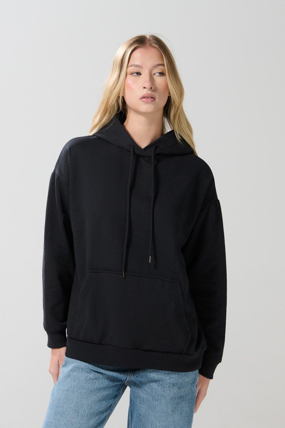 Buzo capota femenino oversize unicolor