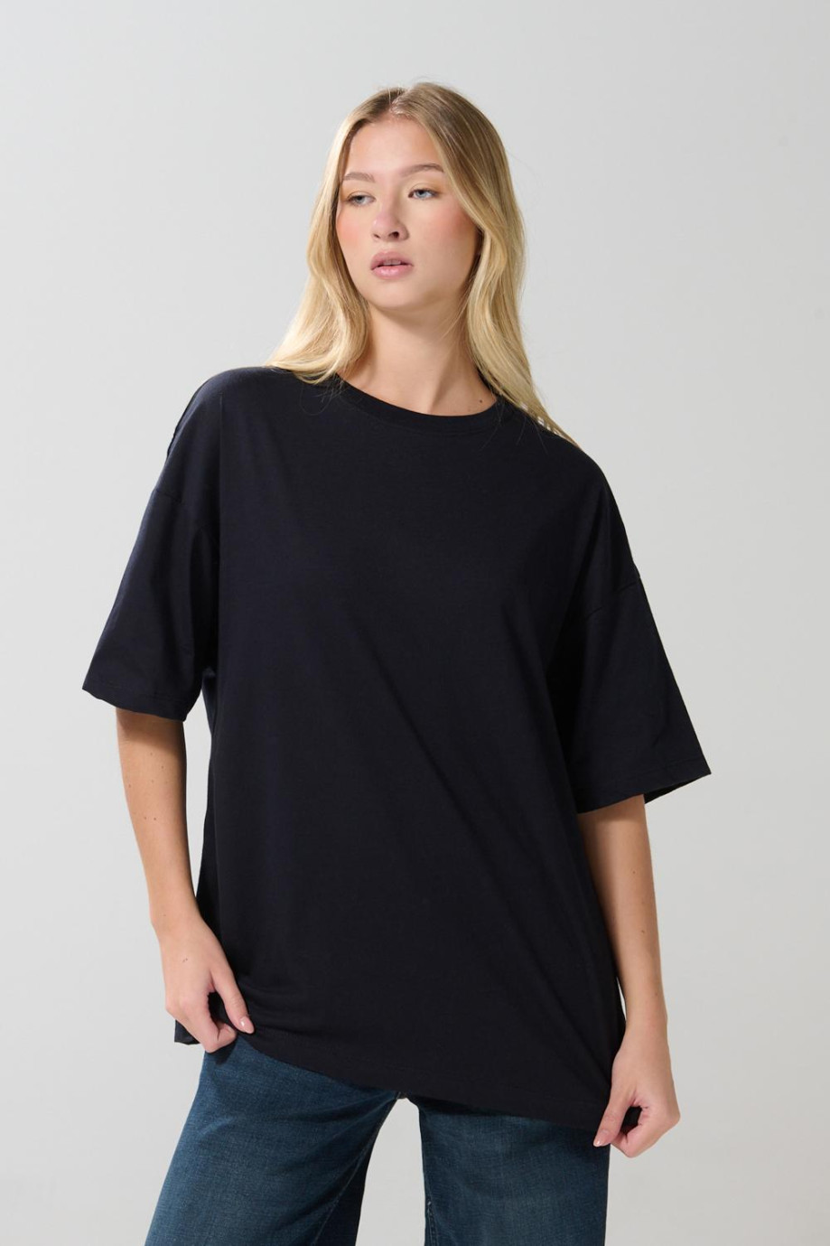 Camiseta oversize unicolor manga corta en algodón