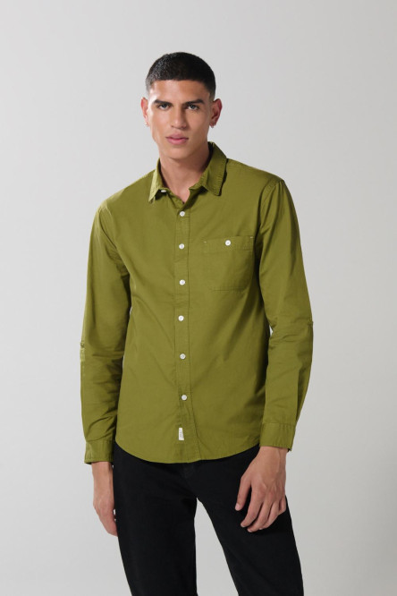 Camisa en algodón unicolor cuello sport collar con bolsillo