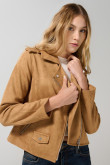 Chaqueta unicolor tipo biker con solapas amplias
