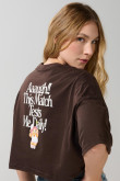 Camiseta crop top oversize unicolor con diseño de osito