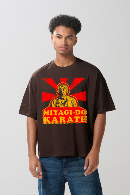 Camiseta de Karate Kid unicolor oversize cuello redondo