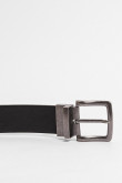Cinturón negro reversible con hebilla metálica cuadrada