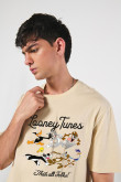 Camiseta oversize manga corta de Looney tunes.
