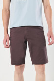 Bermuda tiro bajo unicolor en dril con cierre de cremallera