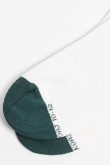 Medias cortas cremas claras con rayas verdes y amarillas