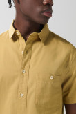Camisa unicolor en algodón con botones y manga corta
