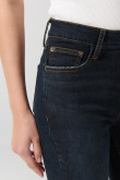 Jean flare azul intenso tiro alto con bota ancha y bolsillos