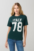 Camiseta unicolor con arte college numérico y manga corta