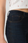 Jean push up tiro alto azul intenso ceñido con bolsillos