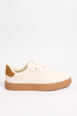 Tenis casuales cremas con suelas planas y perforaciones