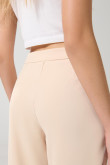Pantalón culotte kaki claro con bota ancha y tiro alto