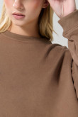 Buzo cuello redondo oversize unicolor con manga ranglan