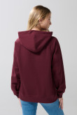 Buzo rojo college oversize con capota y manga ranglan