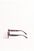 Gafas de sol de marco geométrico en carey marrón oscuro.