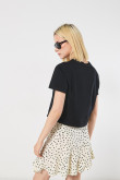 Camiseta crop top unicolor con estampado de Karate Kid