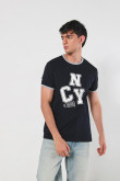 Camiseta college unicolor cuello redondo con contrastes