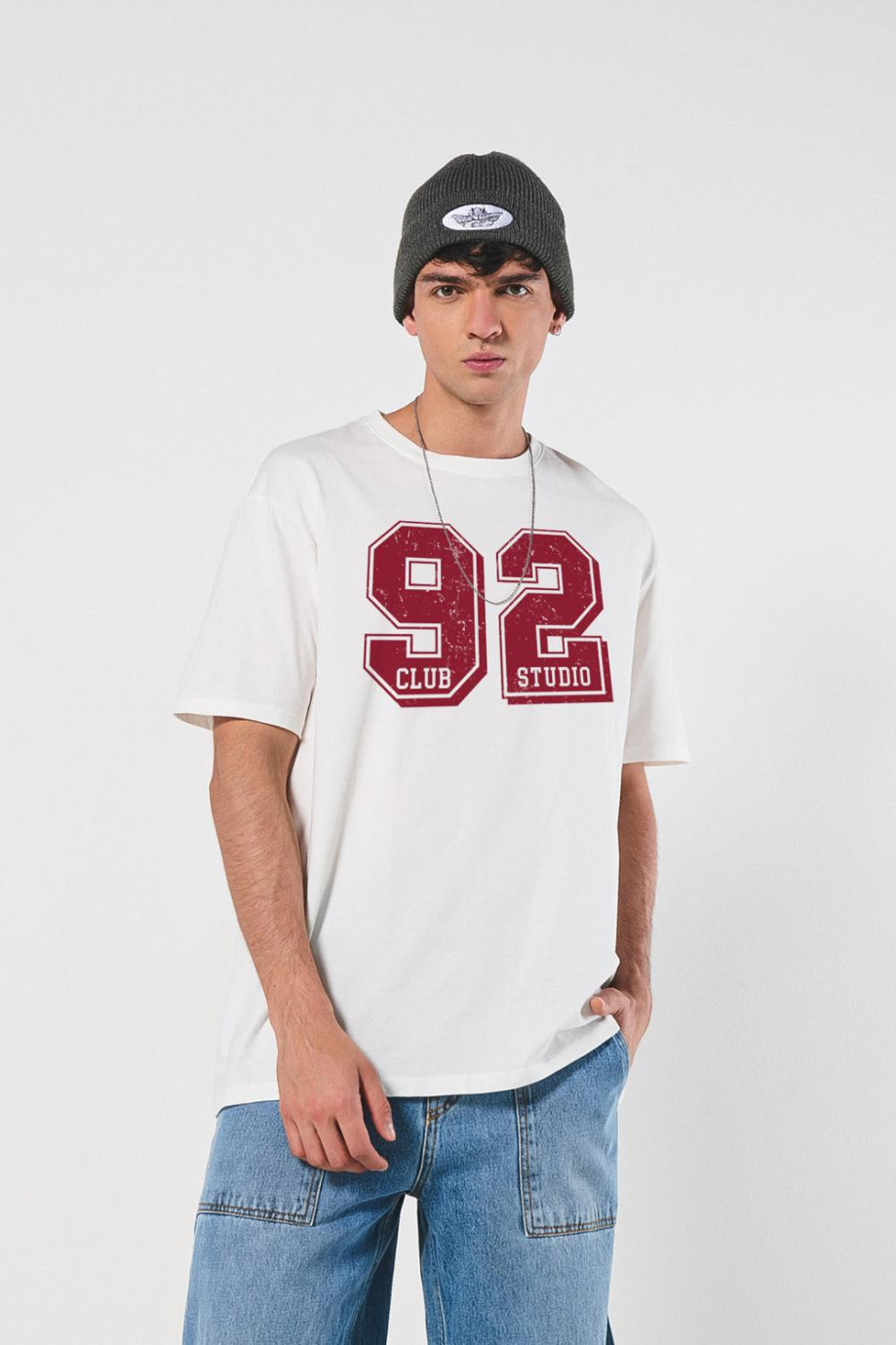 Camiseta unicolor college oversize con manga corta