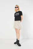 Camiseta unicolor con estampado college crop top