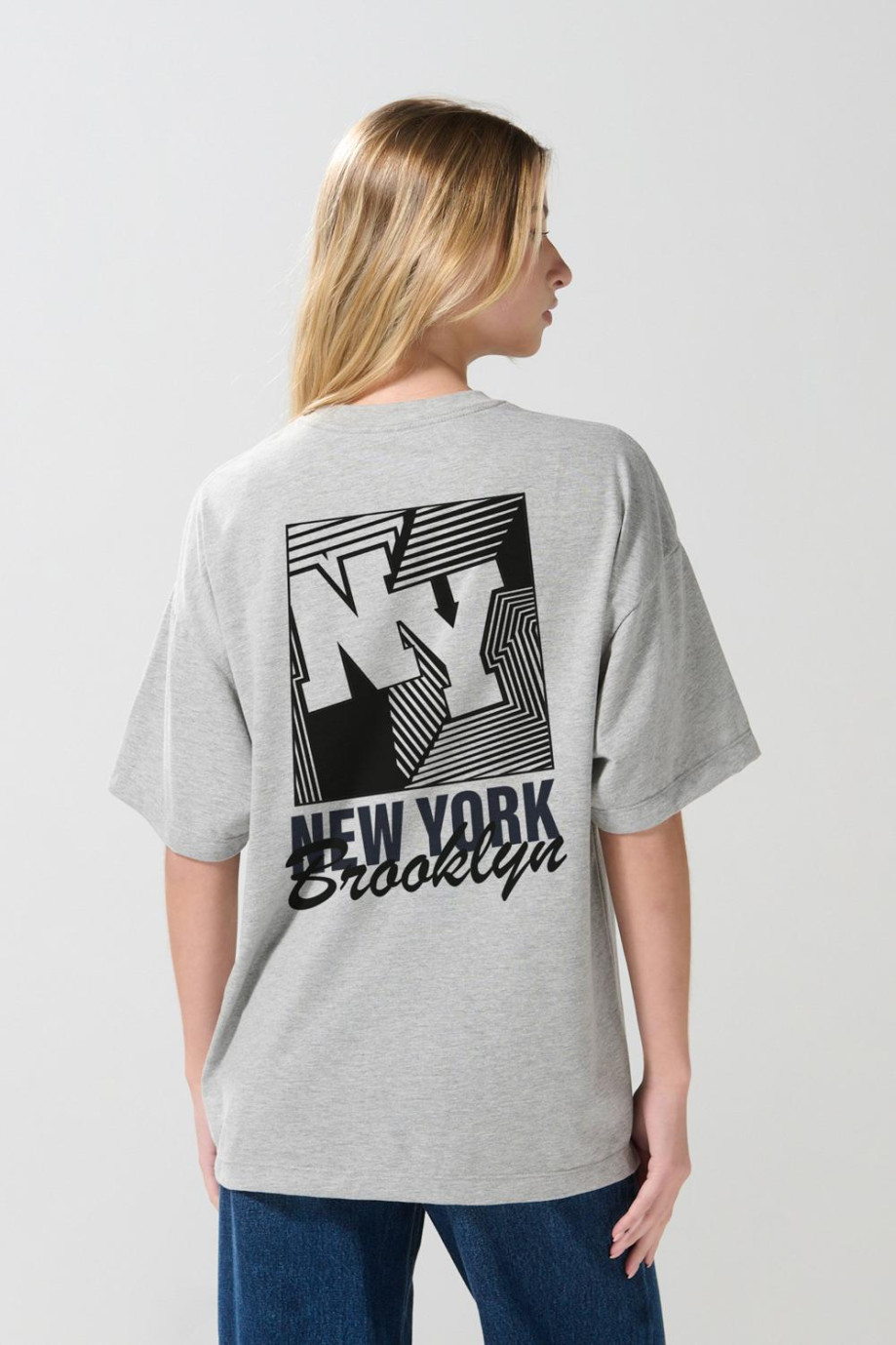 Camiseta unicolor oversize manga corta college