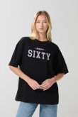 Camiseta oversize cuello redondo unicolor con texto college