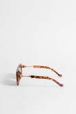 Gafas de sol piloto unicolores con lentes oscuros